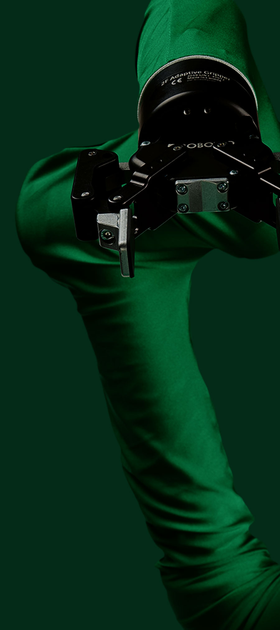 グリーンカラーのユニバーサルロボット専用ロボユニアームカバー 拡大写真